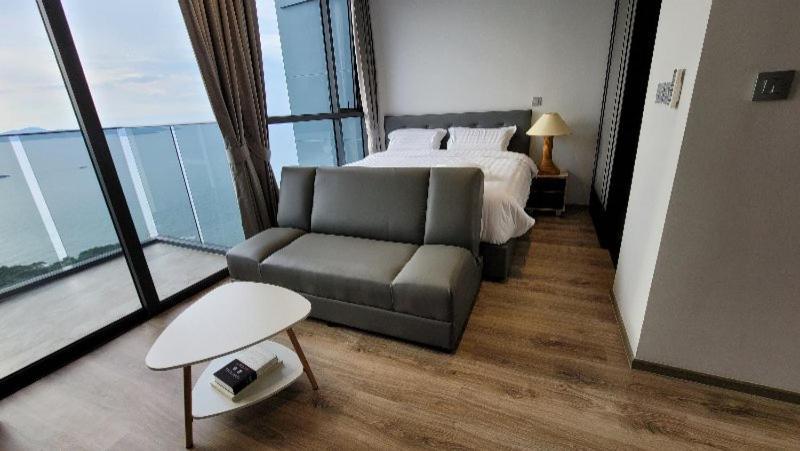 the andromeda condominium seaview Pattaya Quarto foto